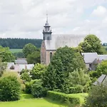 - Le Vieux Marronnier Hotel *