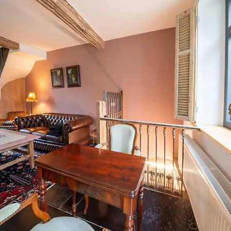 - Le Vieux Marronnier *