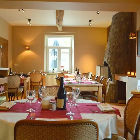 Le Vieux Marronnier Couette-café Foy-Notre-Dame