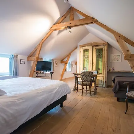 Holiday home Charming Holiday Home With Garden Foy-Notre-Dame