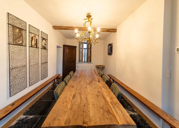 - Le Vieux Marronnier Foy-Notre-Dame