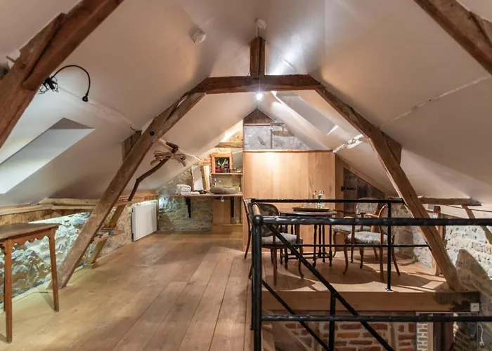 - Le Vieux Marronnier Hotell *